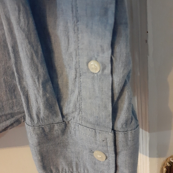Old Navy button down - Picture 4 of 4